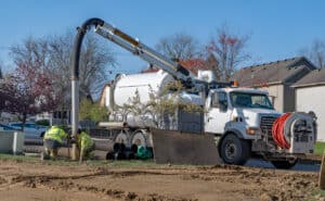 Digging using Hydro Excavation - Armor Equipment